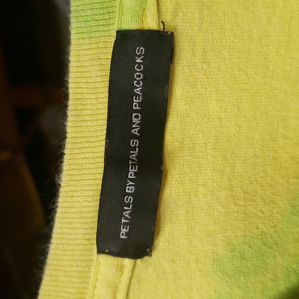 Shirt - Picture 3 of 3